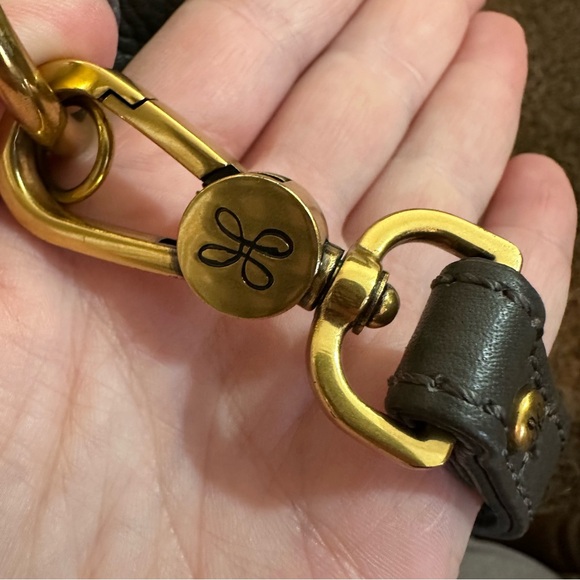 HOBO Large Sheila Satchel crossbody - Picture 6 of 6